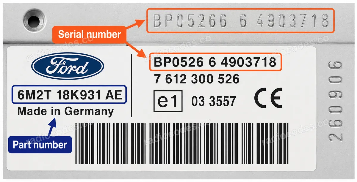 Onde posso encontrar o número de série do rádio Ford RADIO NAVIGATION SYSTEM?